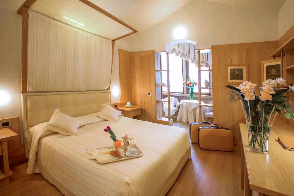 Hotel Spinale Madonna Esterno foto